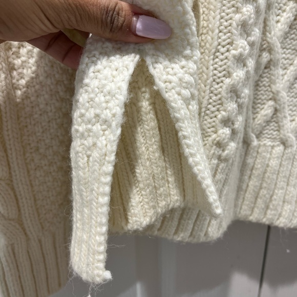 Abercrombie & Fitch Cream Cable-Knit Fishermans Crewneck Sweater Large - Picture 5 of 13